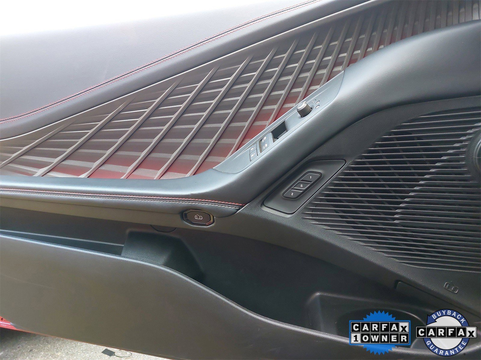 Used 2024 Dodge Charger R/T w/ Plus Group image 31