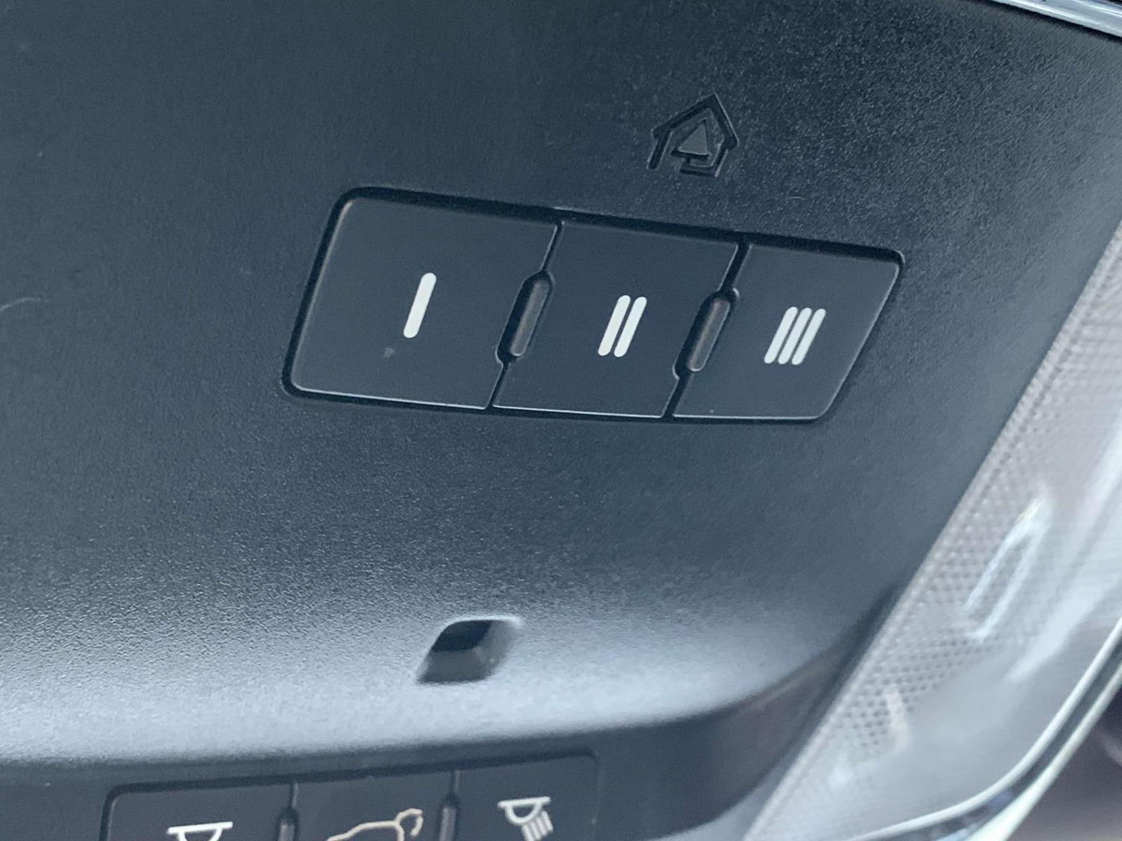 Used 2019 Jeep Grand Cherokee Altitude image 13