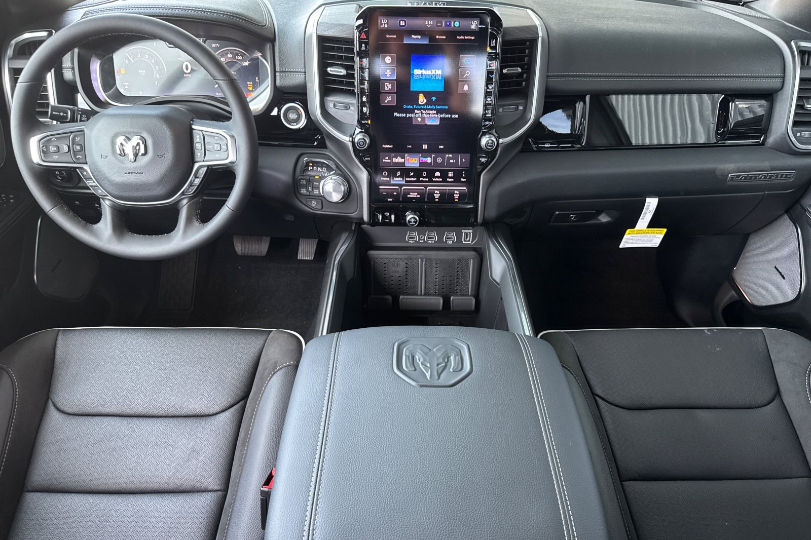 New 2026 RAM 1500 Laramie AWD/4WD image 12