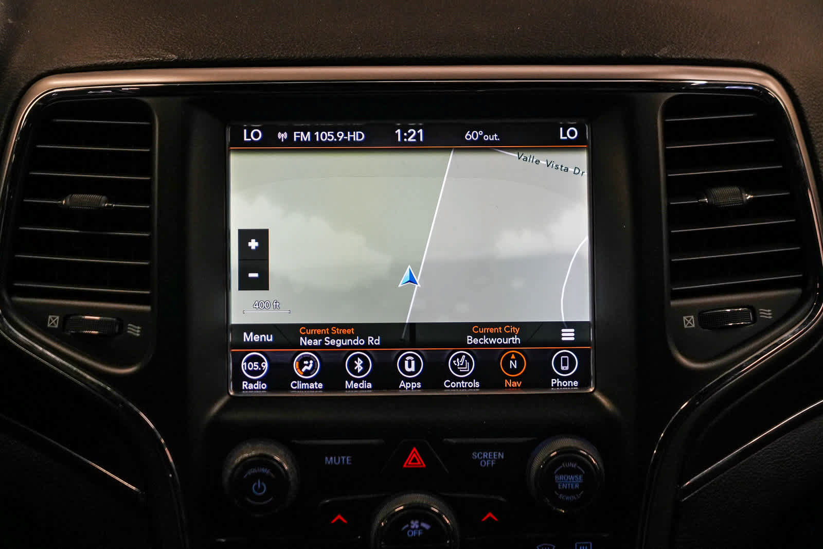 Used 2018 Jeep Grand Cherokee Limited AWD/4WD image 14