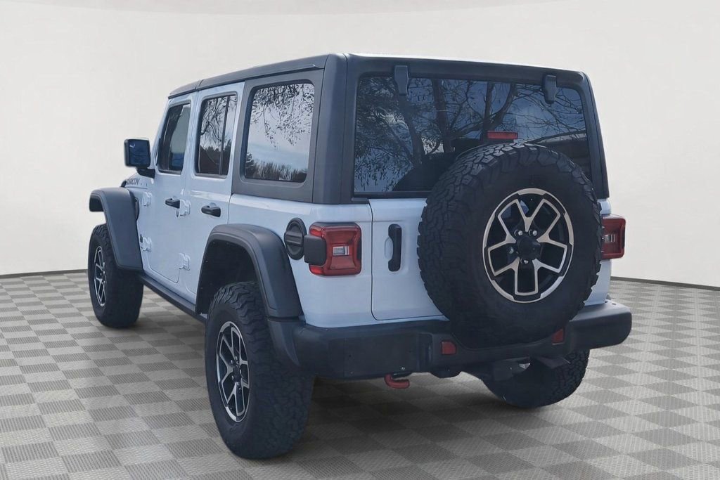 Used 2024 Jeep Wrangler Rubicon w/ Capability Package image 5
