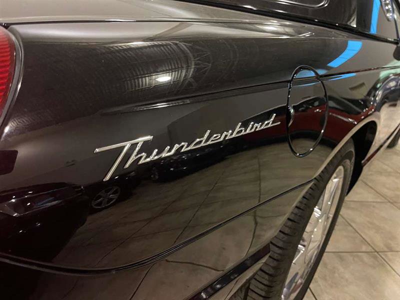 Used 2002 Ford Thunderbird image 47