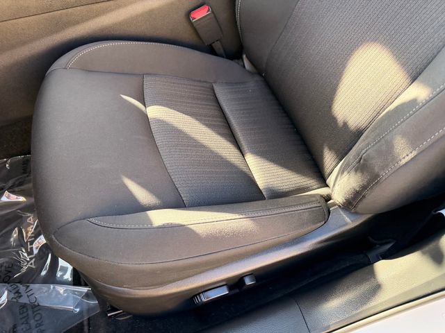 Used 2025 Nissan Altima 2.5 SV image 11