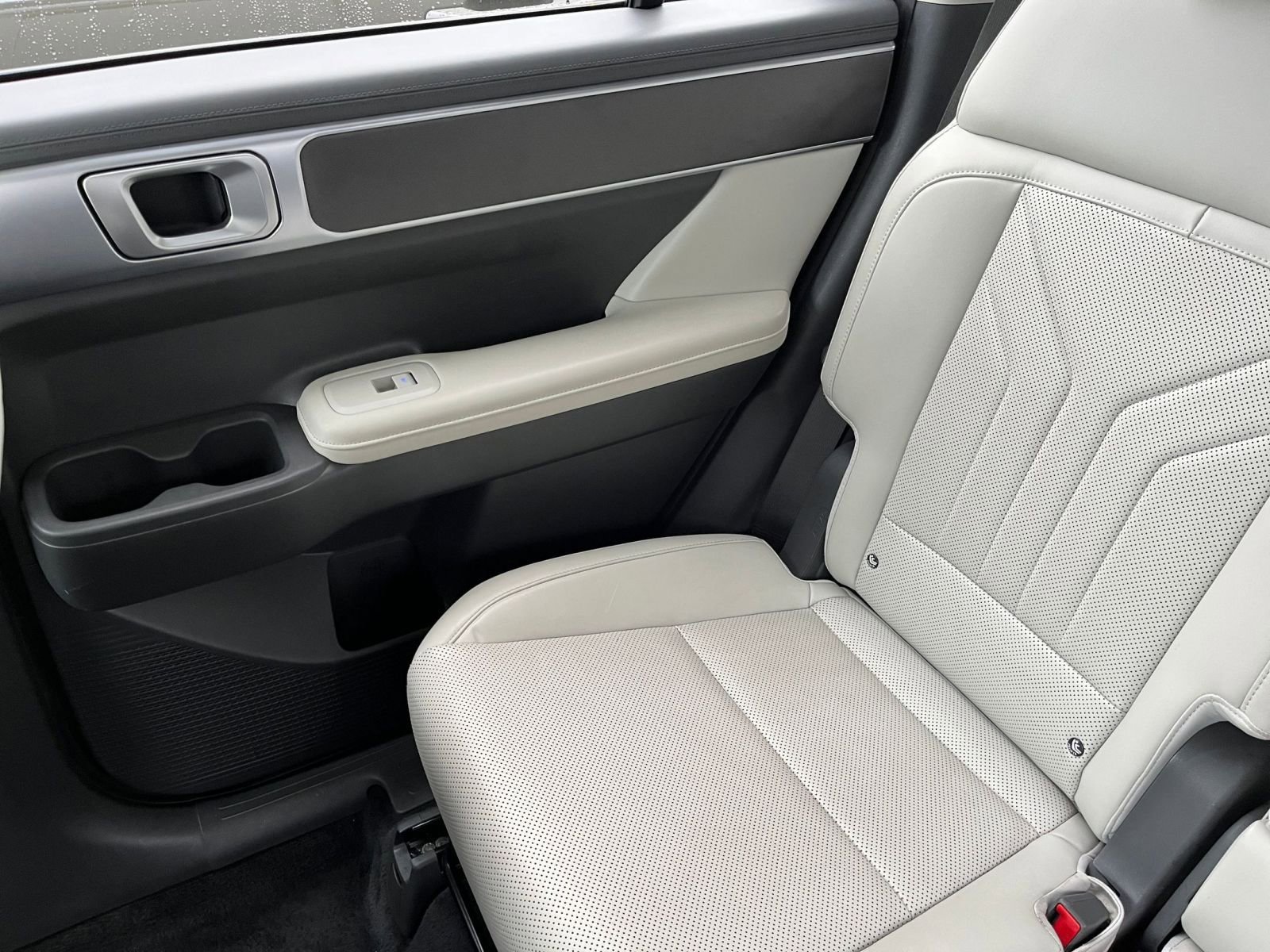 Used 2025 Hyundai Santa Fe SEL image 42