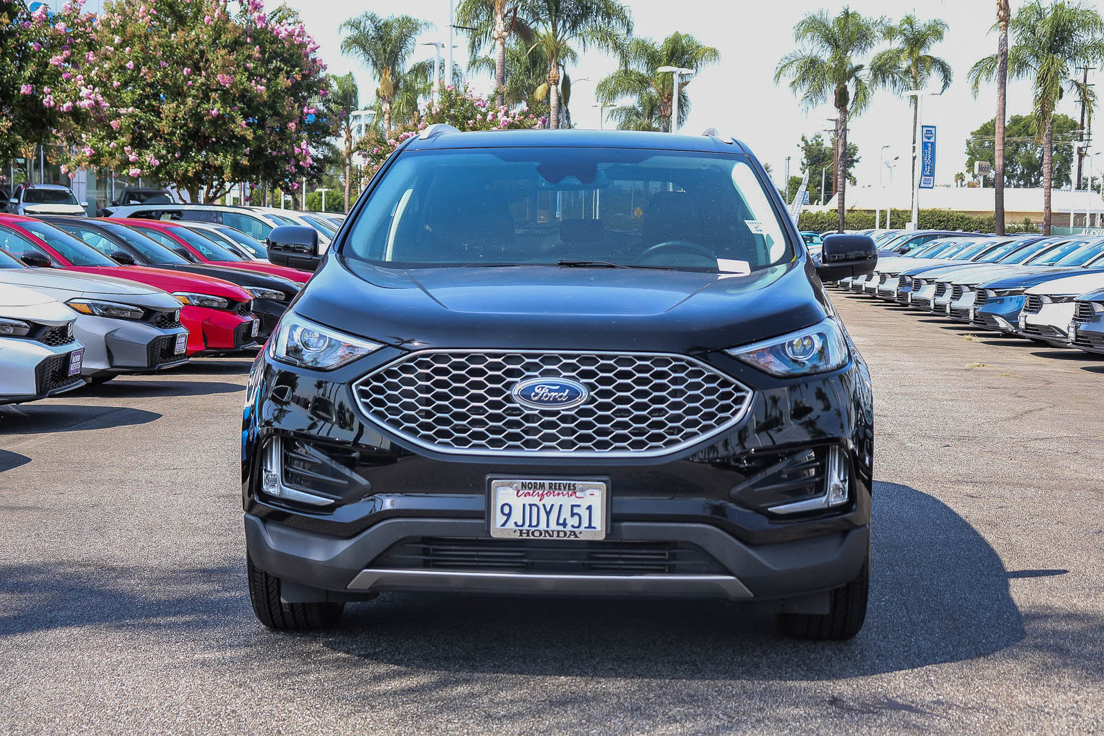 Used 2023 Ford Edge SEL w/ Convenience Package AWD/4WD image 2