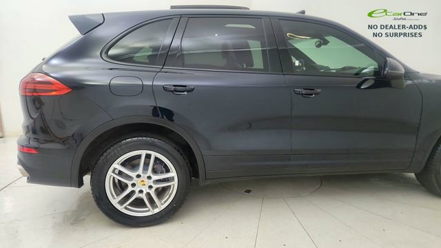 Used 2016 Porsche Cayenne AWD/4WD image 12