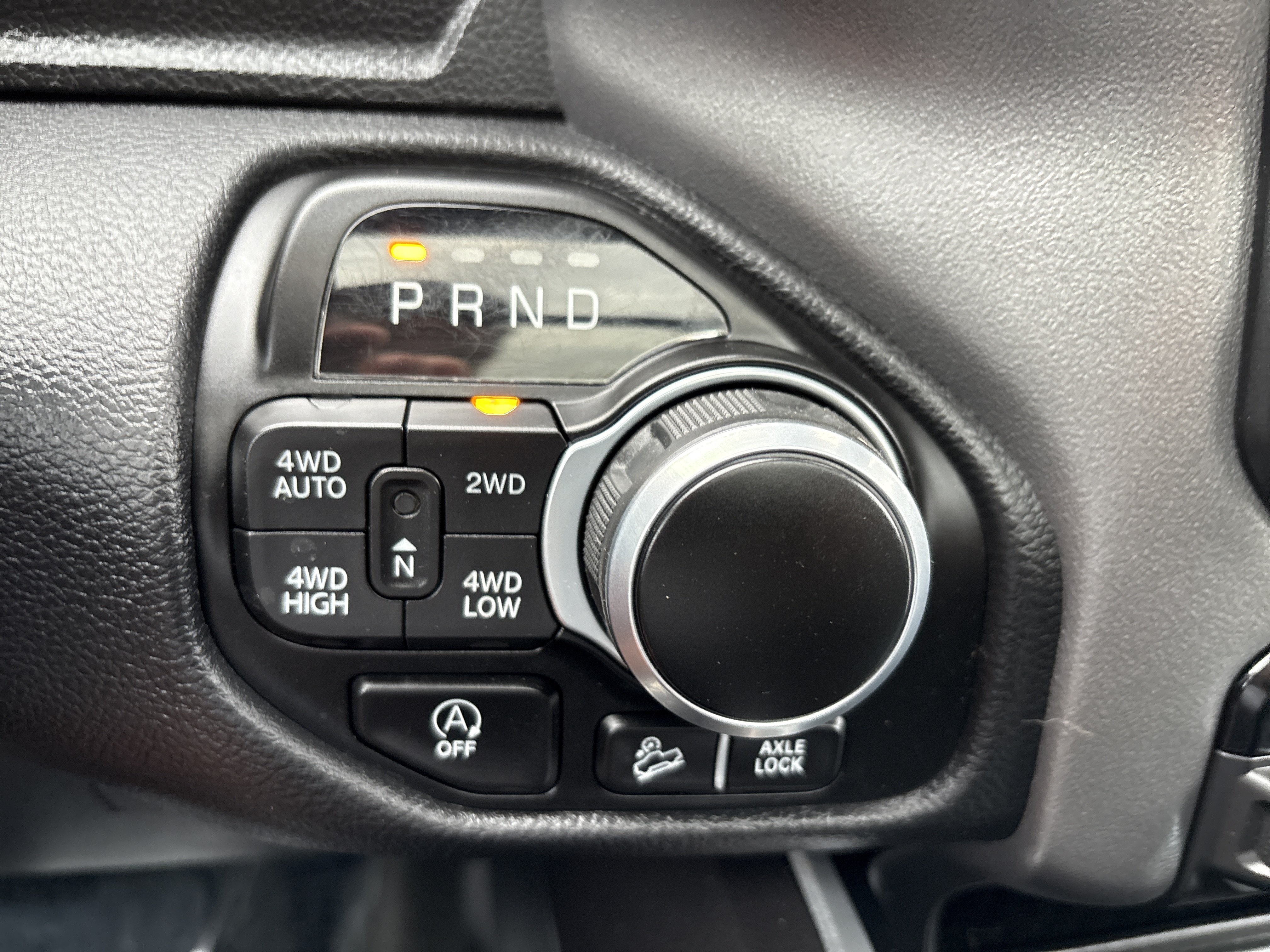 Used 2022 RAM 1500 Big Horn AWD/4WD image 32