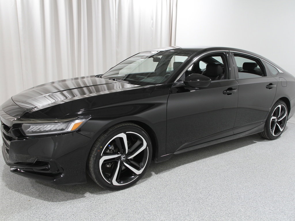 Used 2022 Honda Accord Sport image 3
