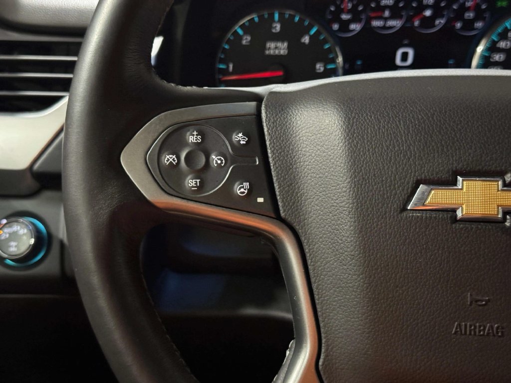 Used 2017 Chevrolet Suburban Premier AWD/4WD image 11