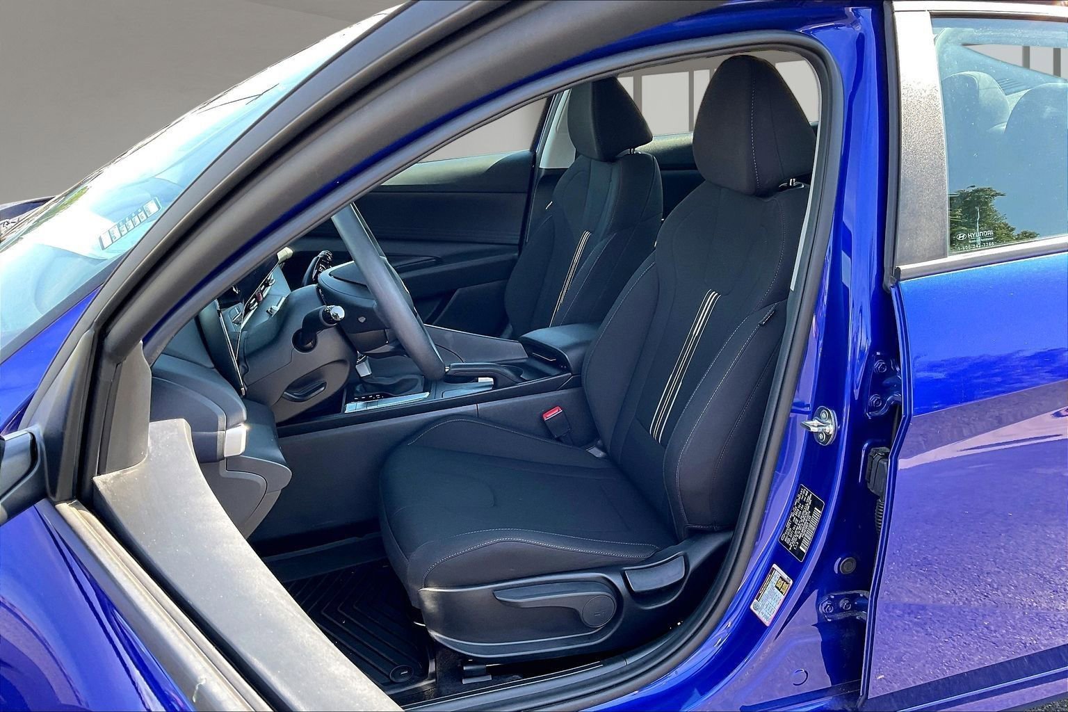 Certified 2024 Hyundai Elantra SEL FWD image 21