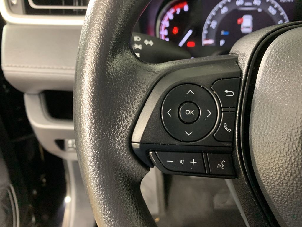 Used 2023 Toyota RAV4 LE image 19