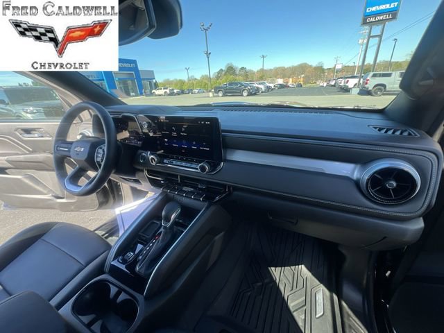 Used 2024 Chevrolet Colorado LT w/ LT Convenience Package III image 34