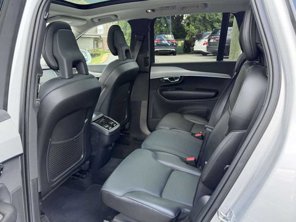 Used 2021 Volvo XC90 T5 Momentum w/ Advanced Package FWD image 15