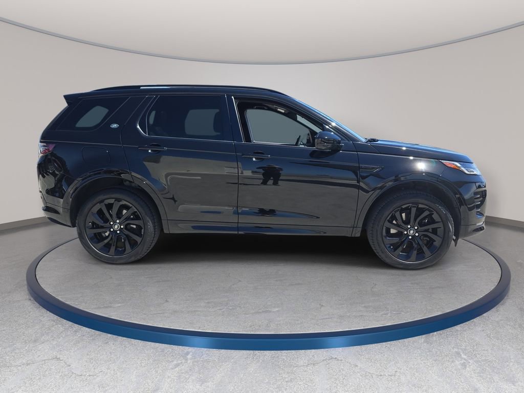 Certified 2025 Land Rover Discovery Sport Dynamic SE AWD/4WD image 4