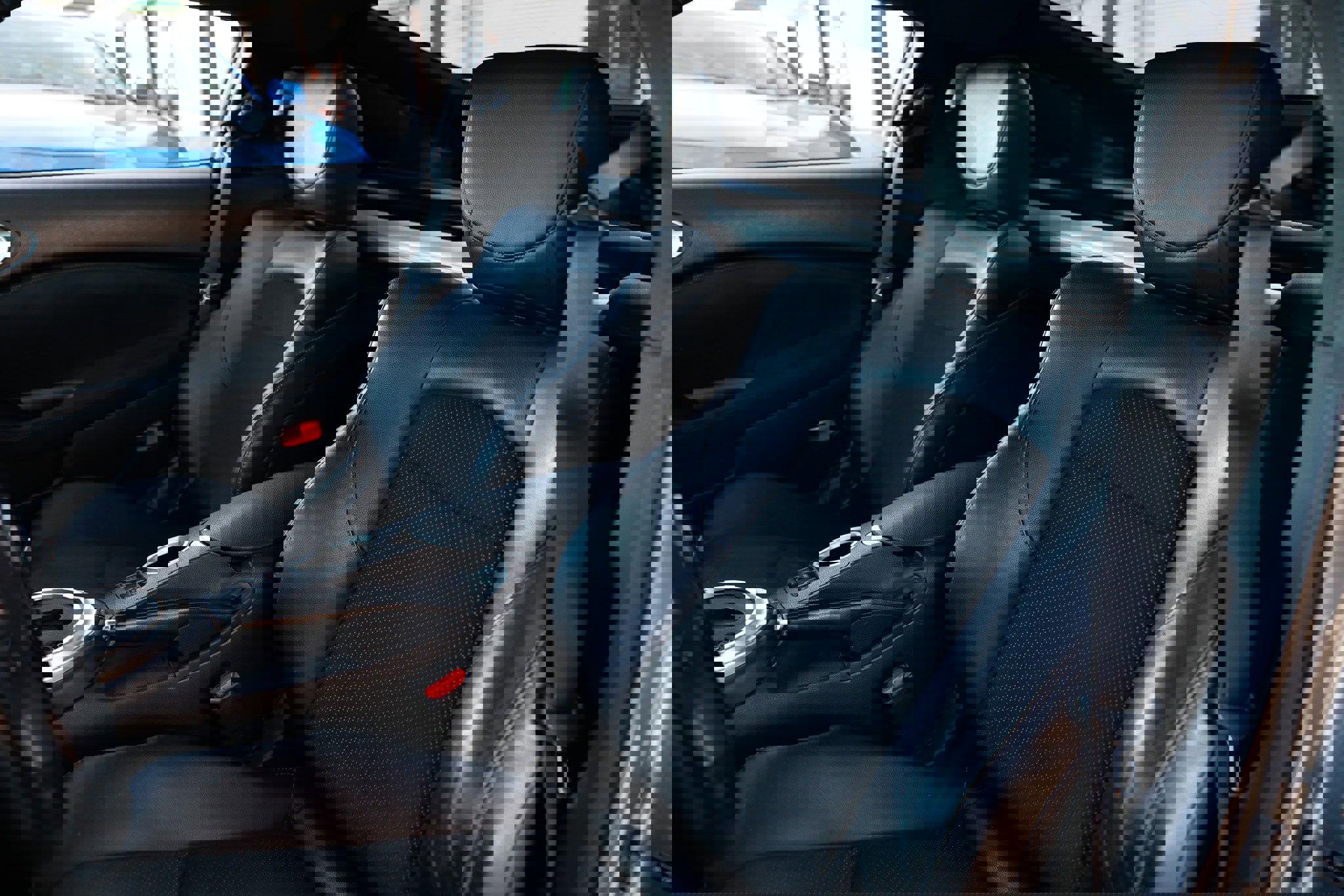 Used 2014 Nissan 370Z Touring w/ Sport Package image 9