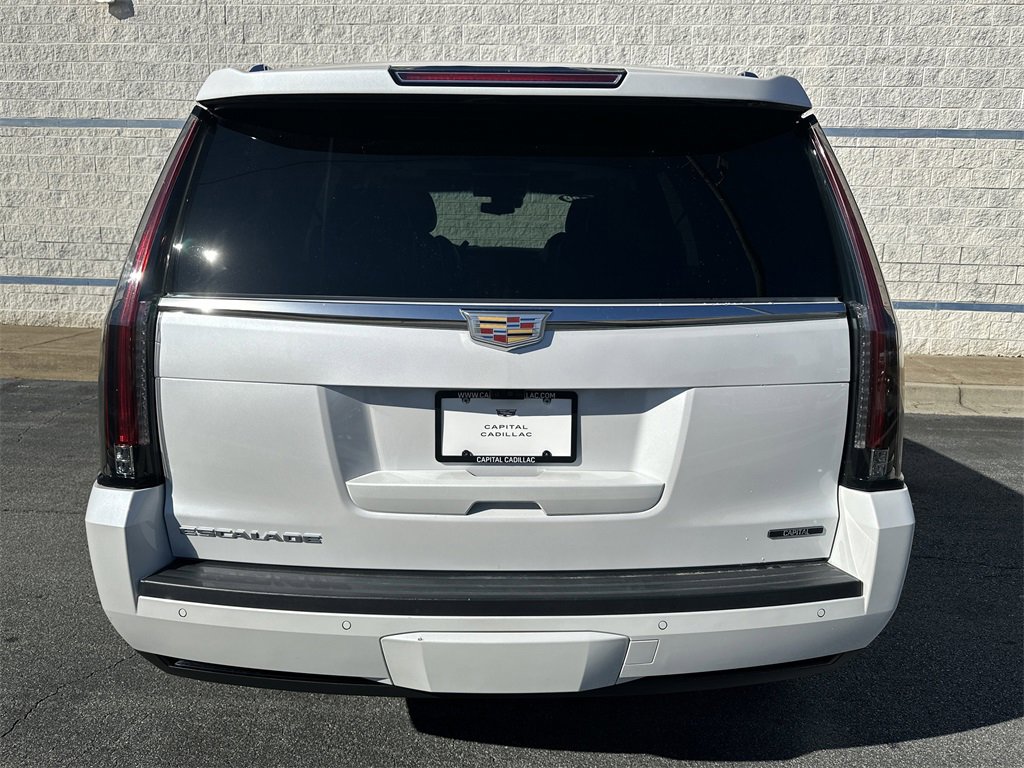 Used 2020 Cadillac Escalade Premium Luxury image 6