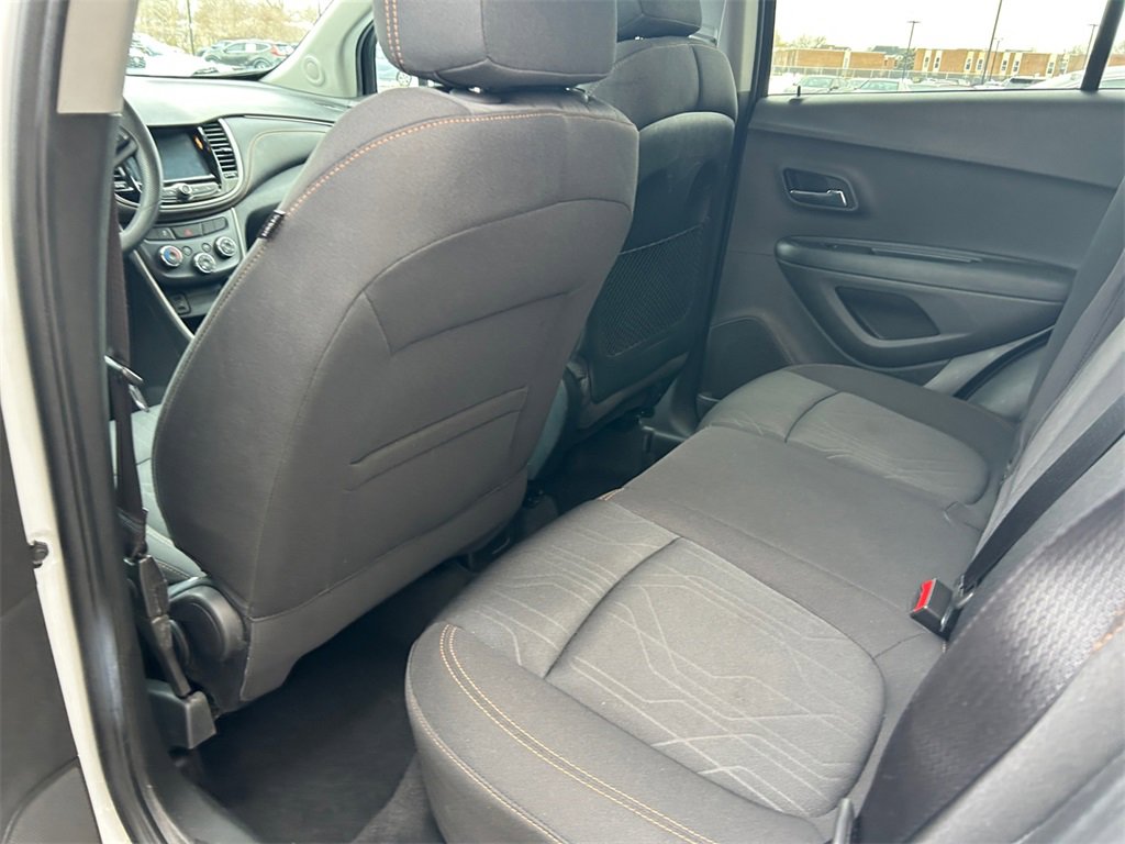 Used 2017 Chevrolet Trax LT image 24