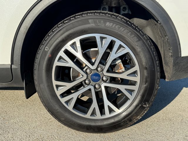 Certified 2020 Ford Escape SEL image 13