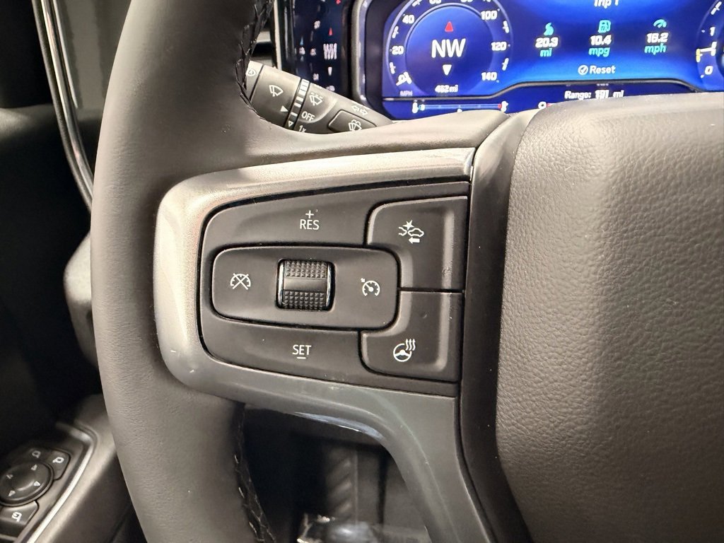 Used 2025 Chevrolet Silverado 2500 LT image 39