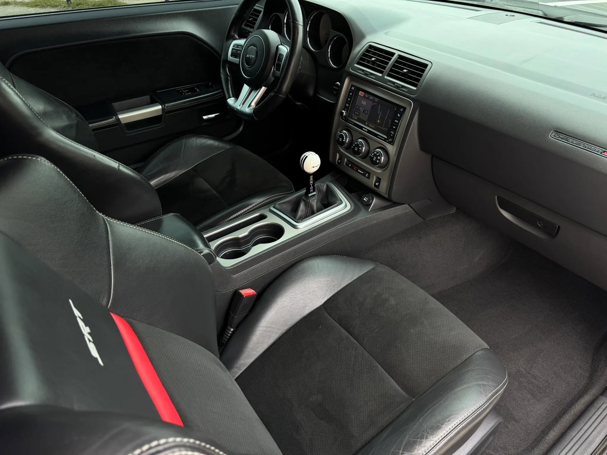 Used 2012 Dodge Challenger SRT8 RWD image 19