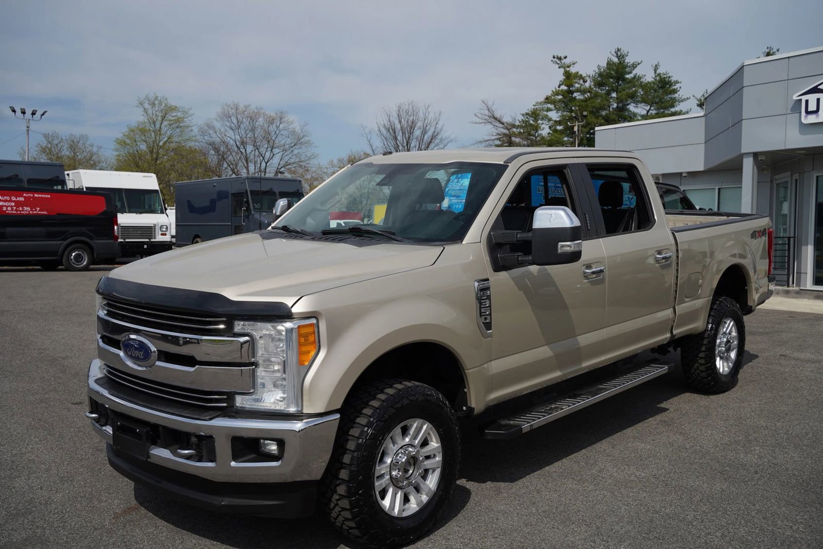 Used 2017 Ford F350 Lariat w/ Lariat Ultimate Package AWD/4WD image 3