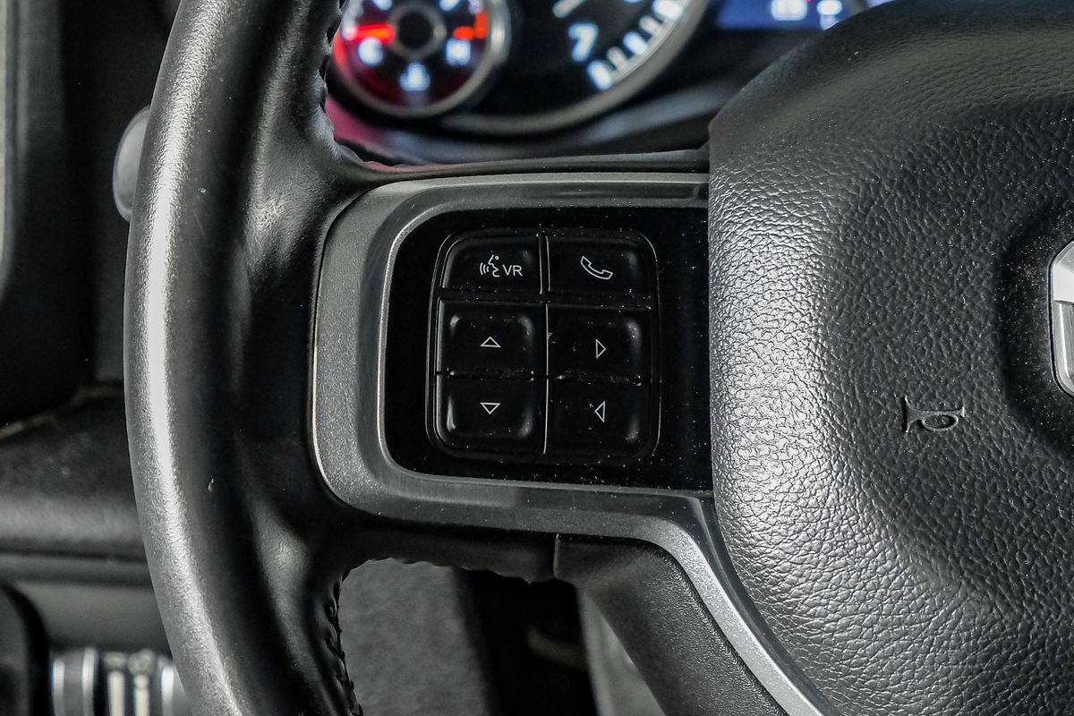 Used 2022 RAM 2500 Laramie w/ Night Edition AWD/4WD image 17