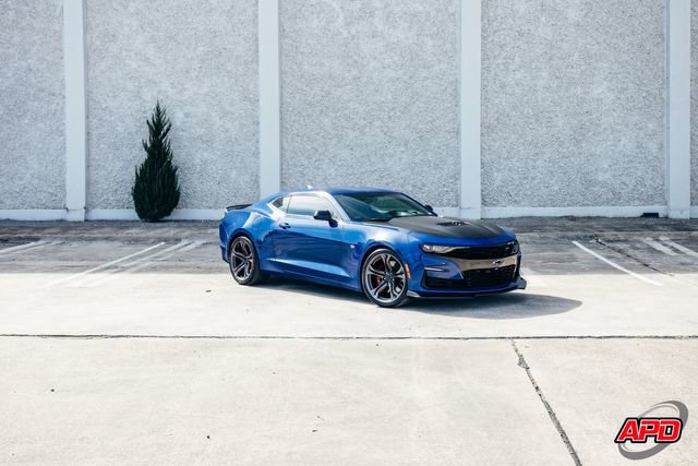 Used 2019 Chevrolet Camaro SS image 19