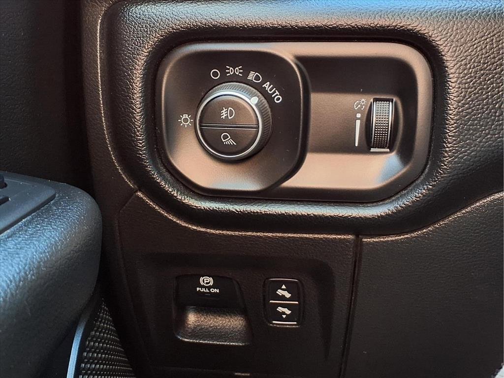 Used 2020 RAM 1500 Big Horn image 12