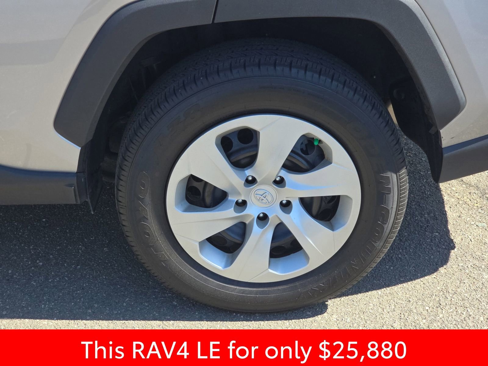 Used 2023 Toyota RAV4 LE image 37