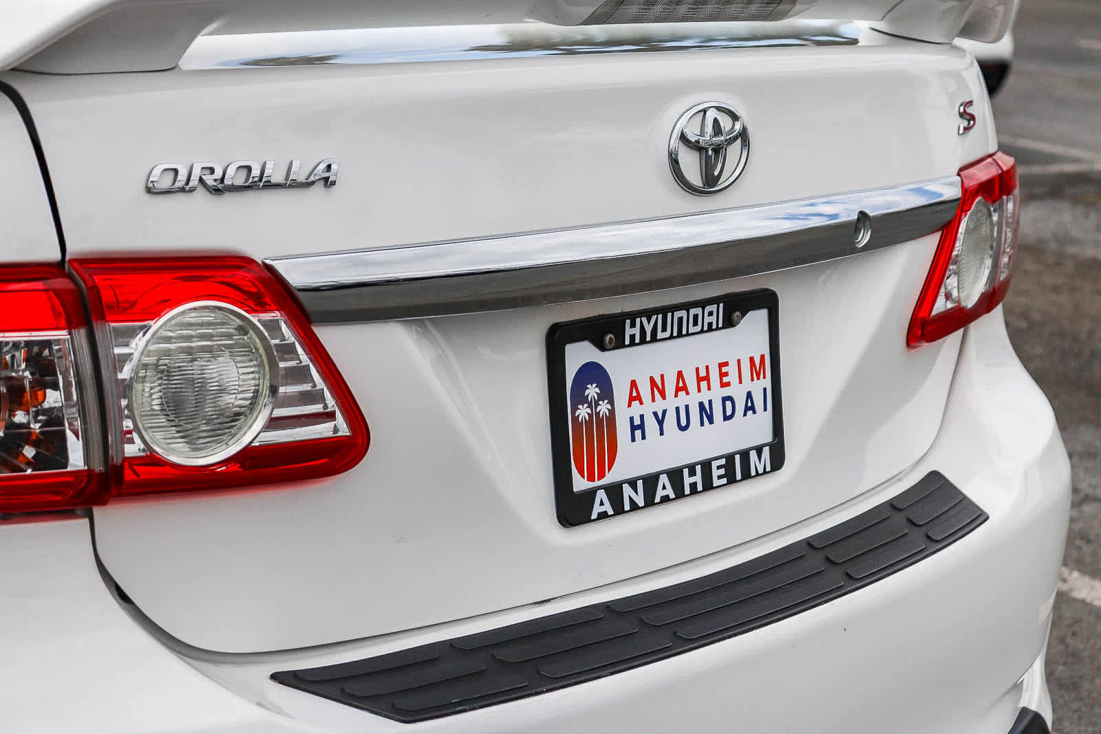 Used 2013 Toyota Corolla S FWD image 12