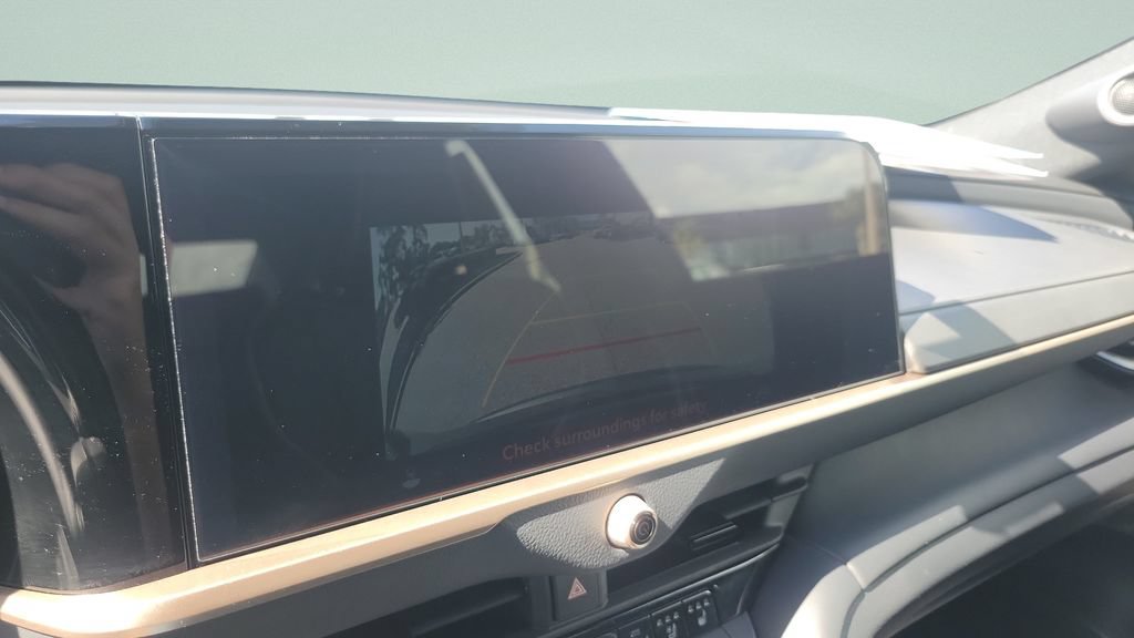Certified 2024 Toyota Crown AWD/4WD image 21