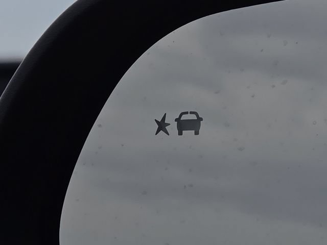 New 2026 Chevrolet Equinox LT w/ Safety and Technology Package FWD image 10