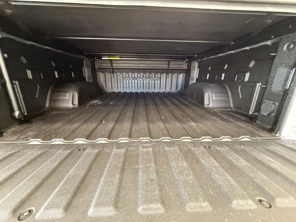 Used 2022 GMC Sierra 1500 Denali image 16