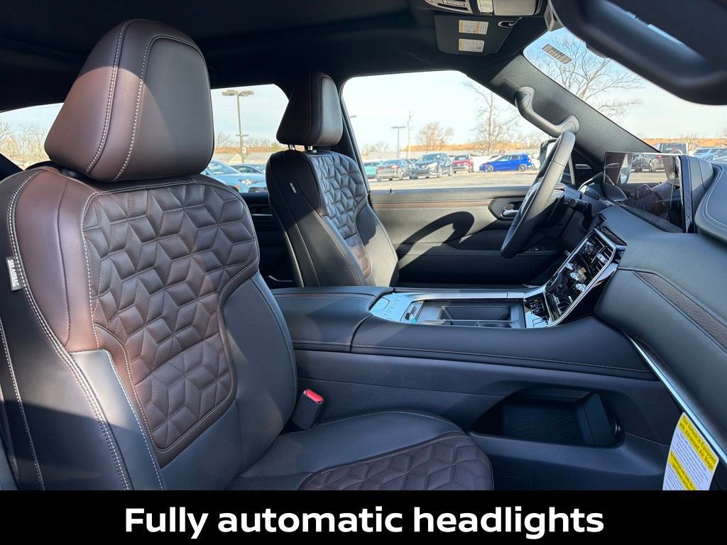 New 2026 Nissan Armada Platinum Reserve image 40