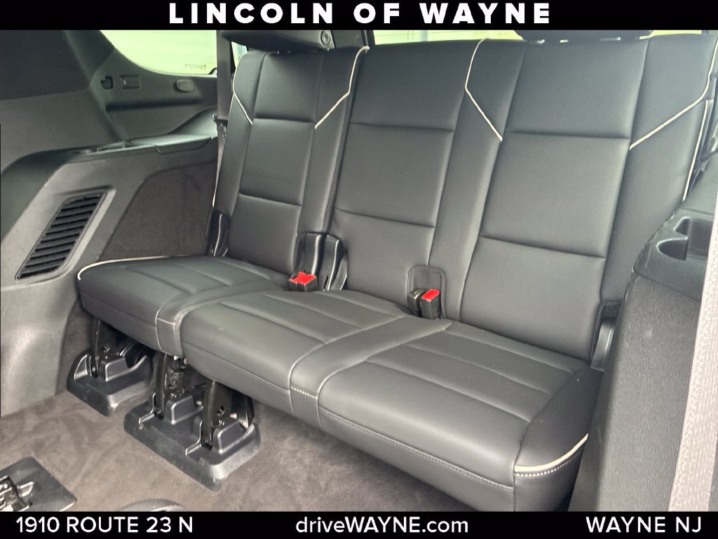 Used 2023 Cadillac Escalade Premium Luxury w/ LPO, Floor Liner Package AWD/4WD image 25