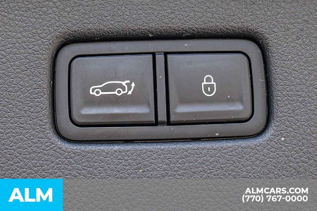 Used 2025 Genesis GV60 Advanced AWD/4WD image 25