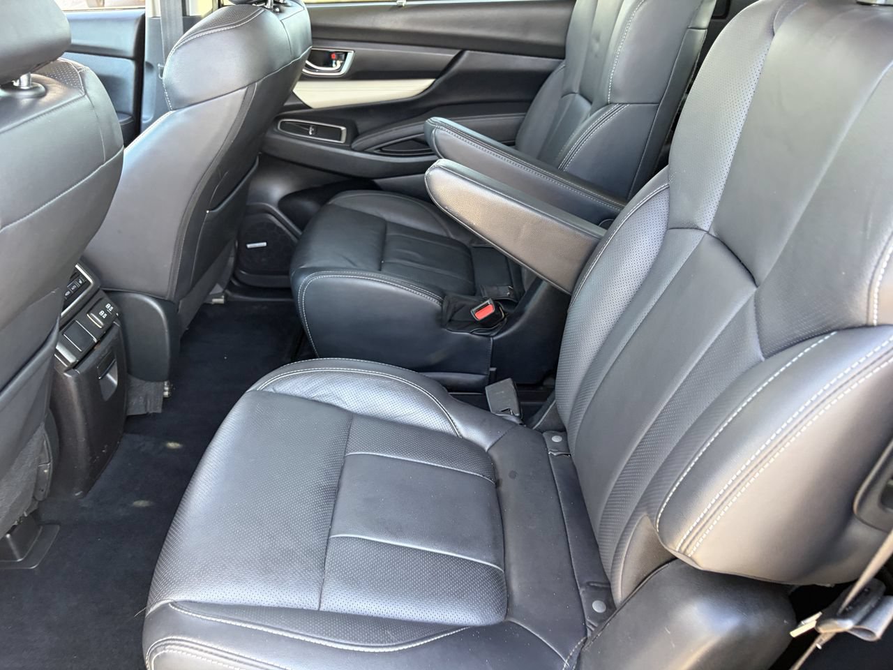 Used 2021 Subaru Ascent Limited w/ Technology Package AWD/4WD image 14