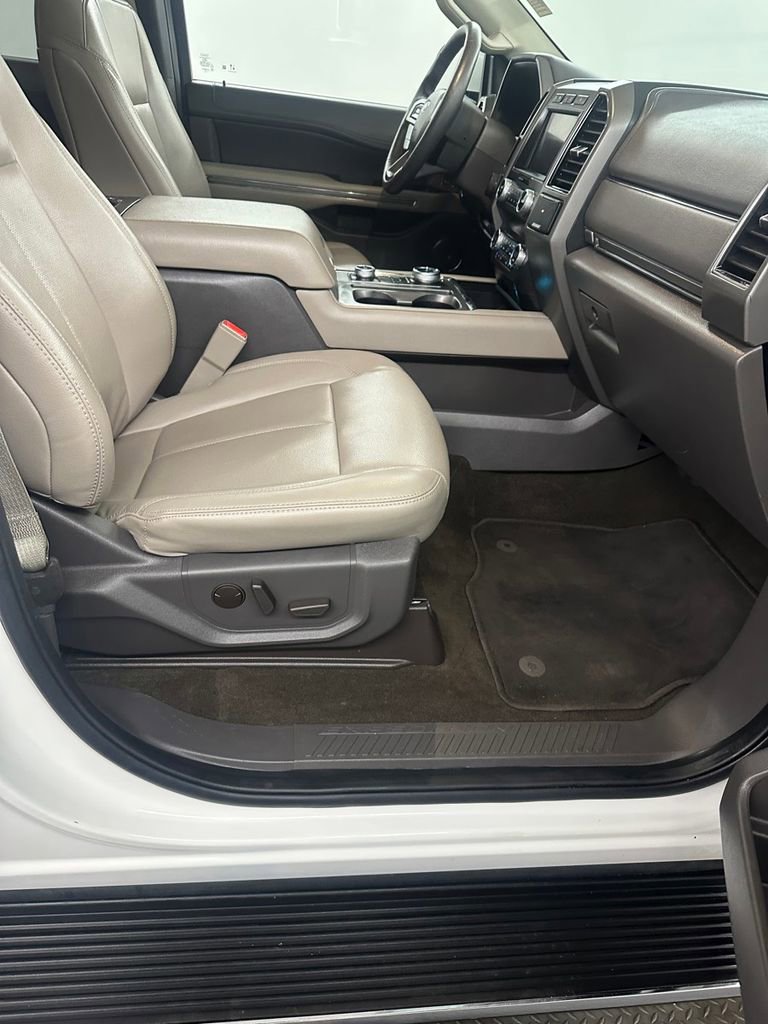 Used 2020 Ford Expedition XLT w/ Equipment Group 202A image 48