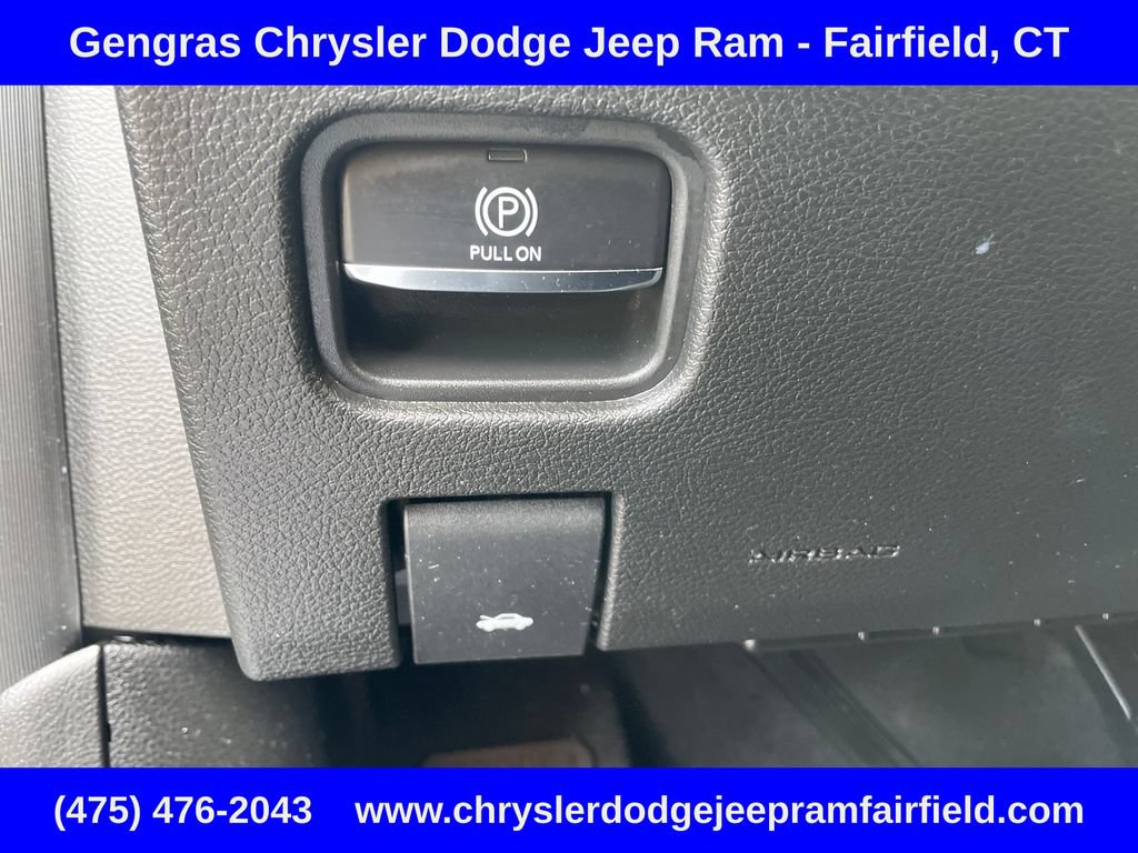 Used 2023 Jeep Grand Cherokee L Altitude AWD/4WD image 56