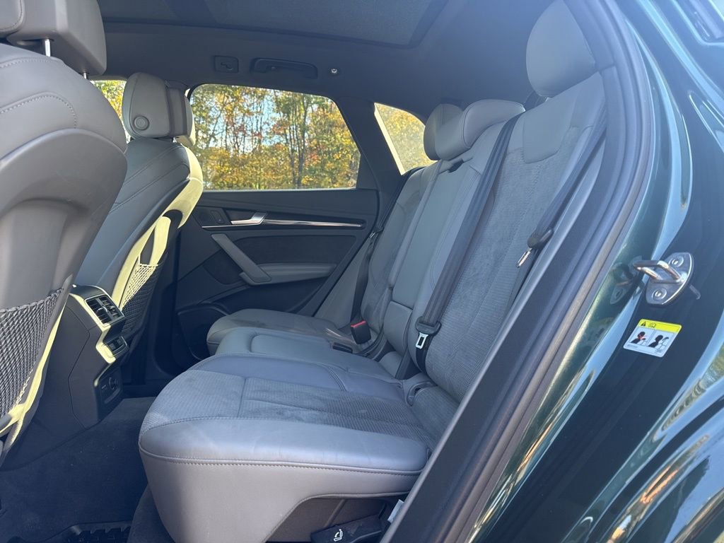 Used 2019 Audi SQ5 Premium Plus w/ Premium Plus Package image 35