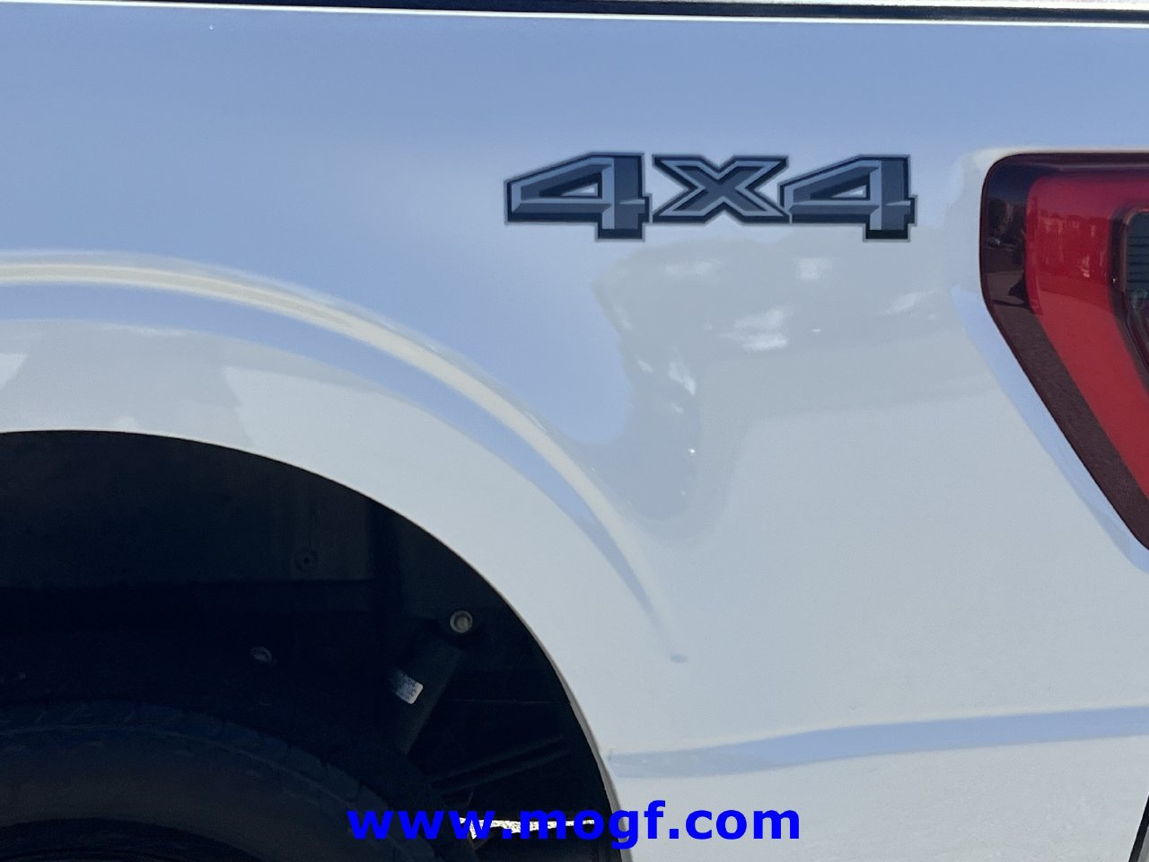 Certified 2023 Ford F150 Platinum w/ Equipment Group 701A High AWD/4WD image 34