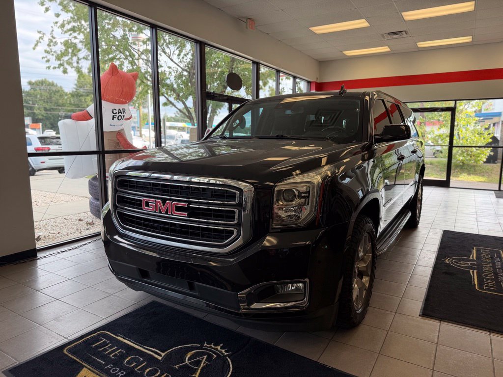Used 2020 GMC Yukon XL SLT AWD/4WD image 1