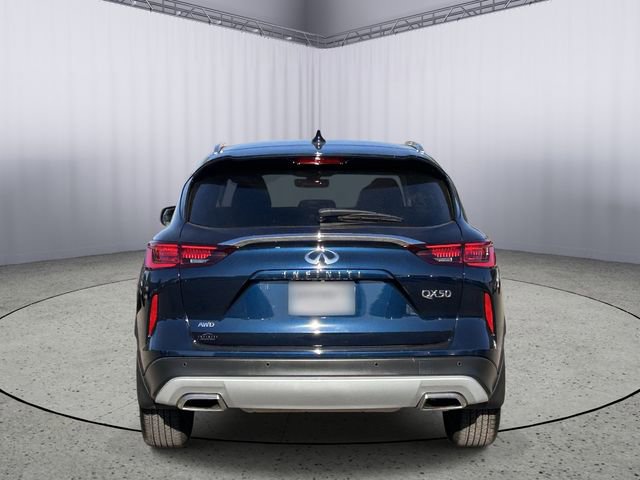 Certified 2025 INFINITI QX50 Luxe image 8