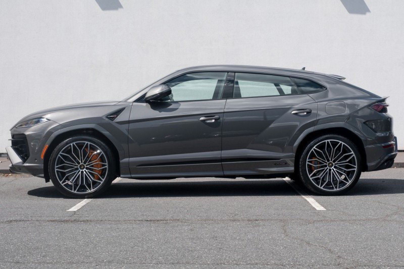 Used 2025 Lamborghini Urus S AWD/4WD image 3