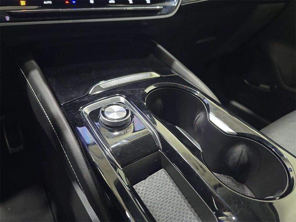 Used 2024 Buick Envision Sport Touring image 27