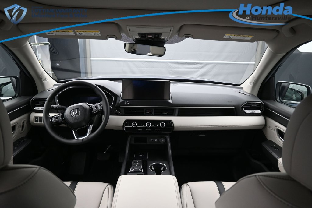 New 2026 Honda Pilot Touring image 30