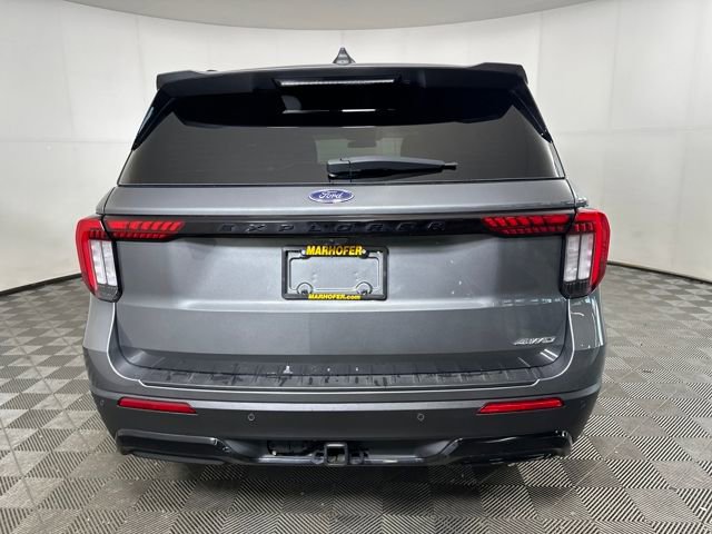 Used 2025 Ford Explorer ST-Line image 4