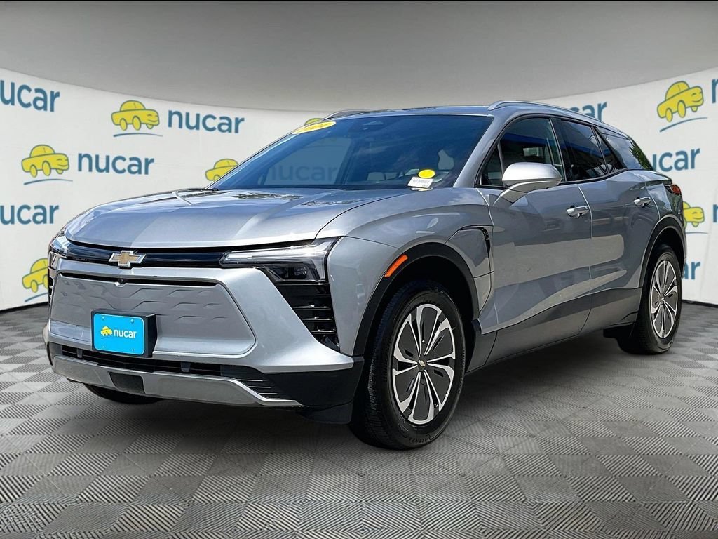 Used 2024 Chevrolet Blazer EV LT AWD/4WD image 3