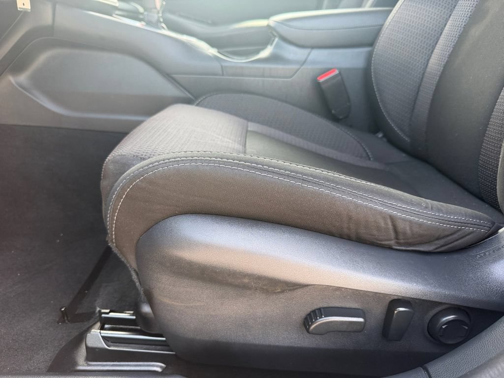 Used 2022 Subaru Outback Premium AWD/4WD image 11