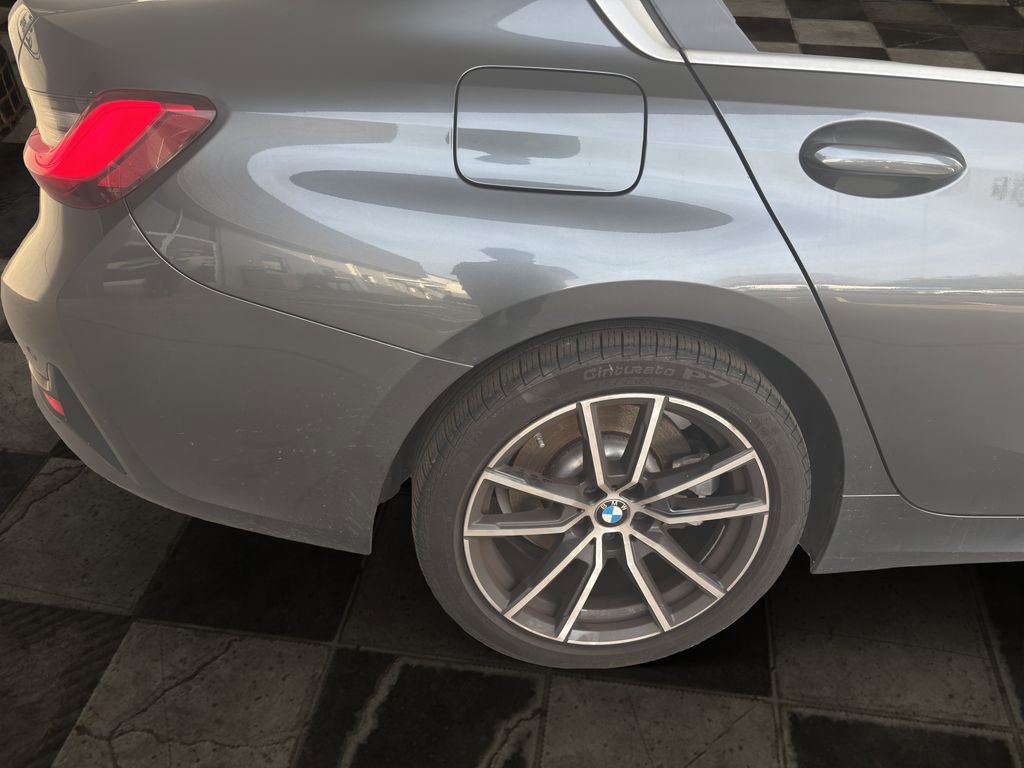 Used 2020 BMW 330i xDrive Sedan w/ Convenience Package image 8